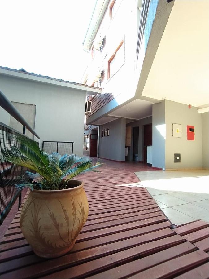 Residencial Los Lapachos Puerto Iguazú Extérieur photo