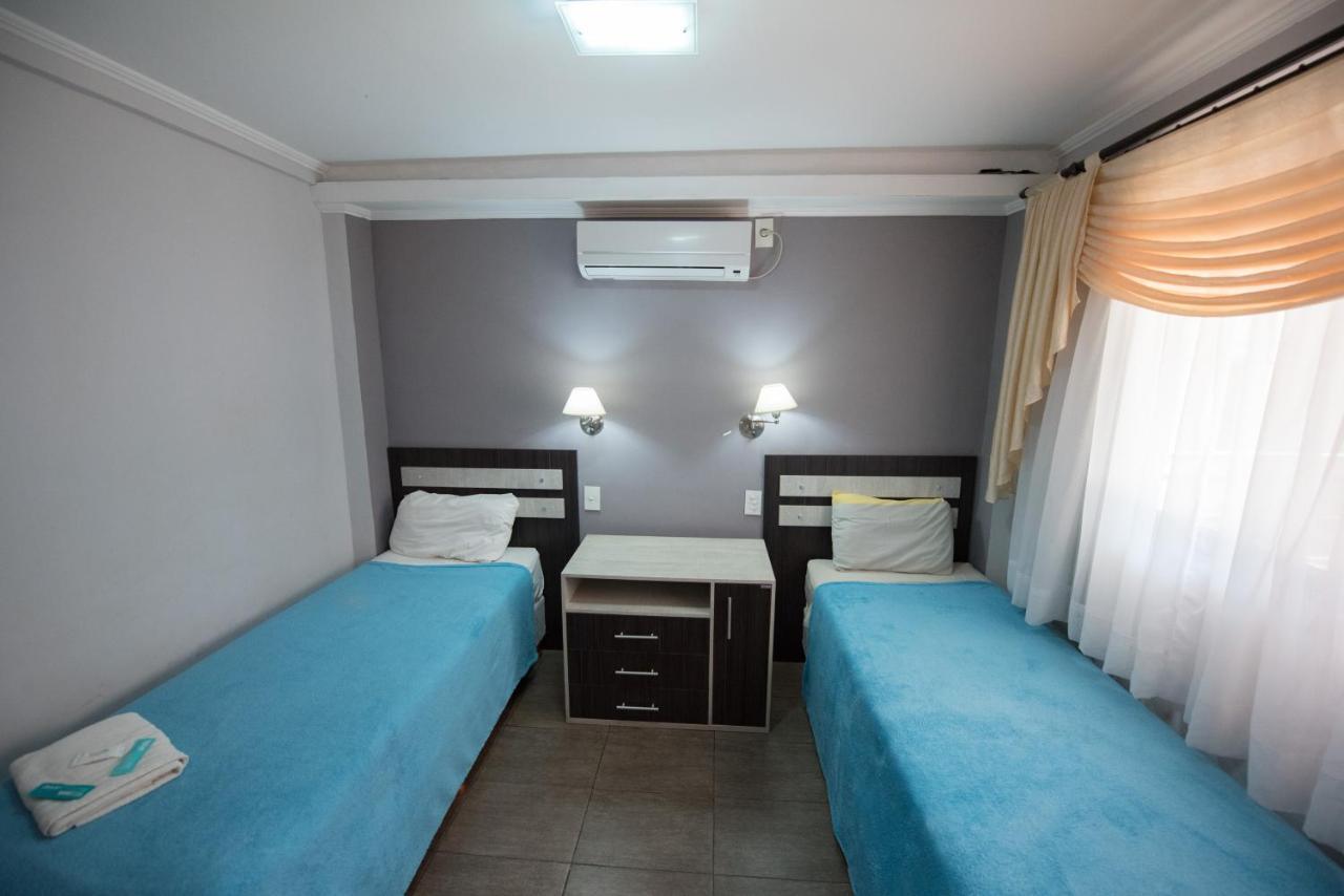 Residencial Los Lapachos Puerto Iguazú Extérieur photo